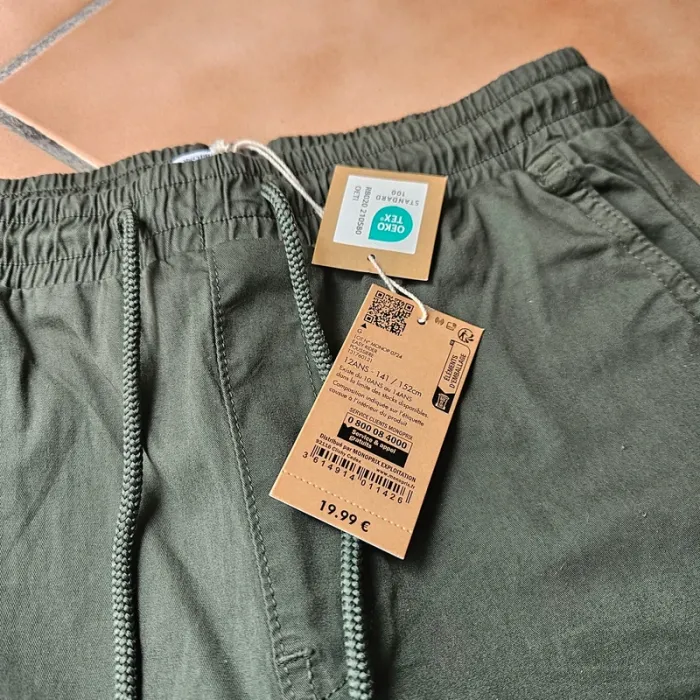 Pantalon vert neuf - 12 ans - photo numéro 2