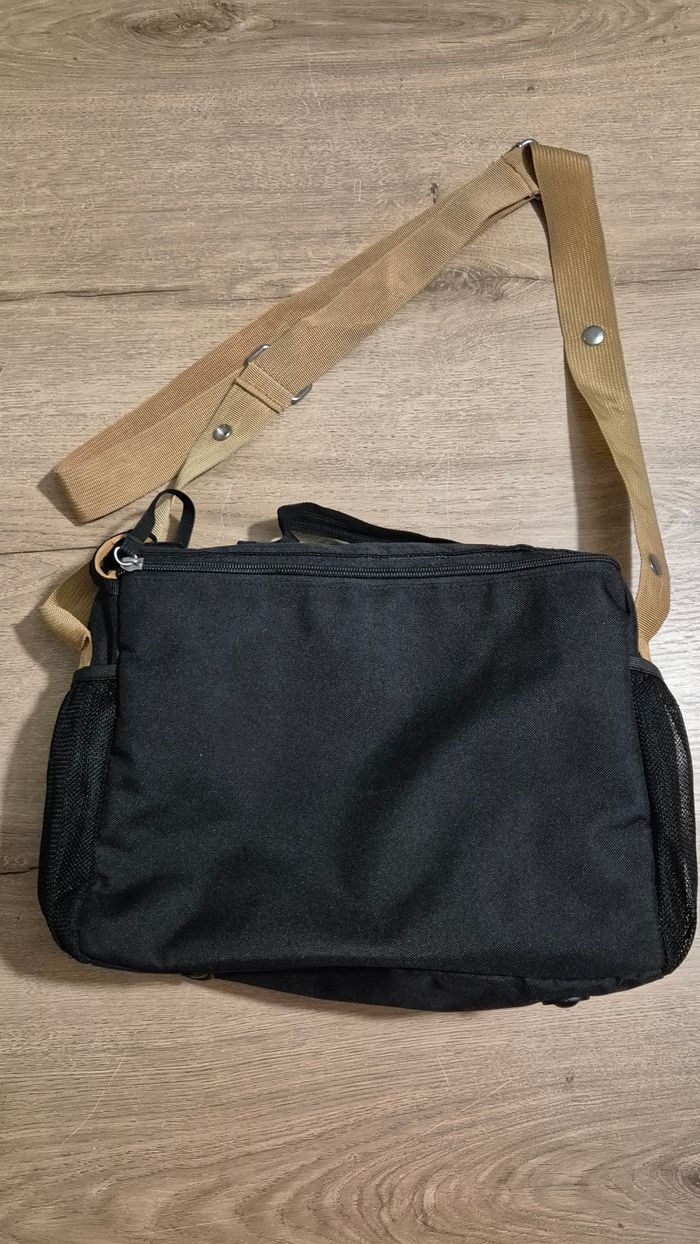 Sac à langer avec tapis pour poussette - photo numéro 9
