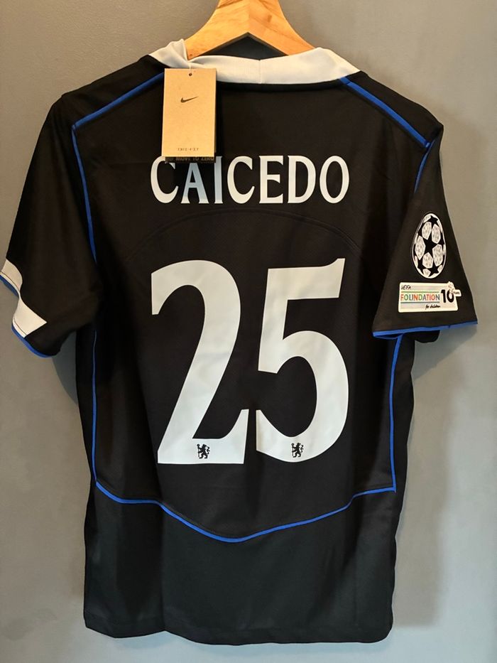 Maillot Chelsea Caicedo noir – Taille M – Neuf avec étiquette