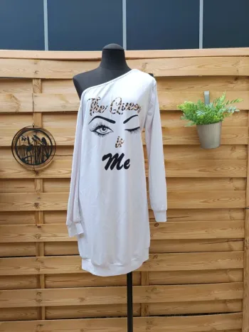 Robe épaules asymétriques taille XL