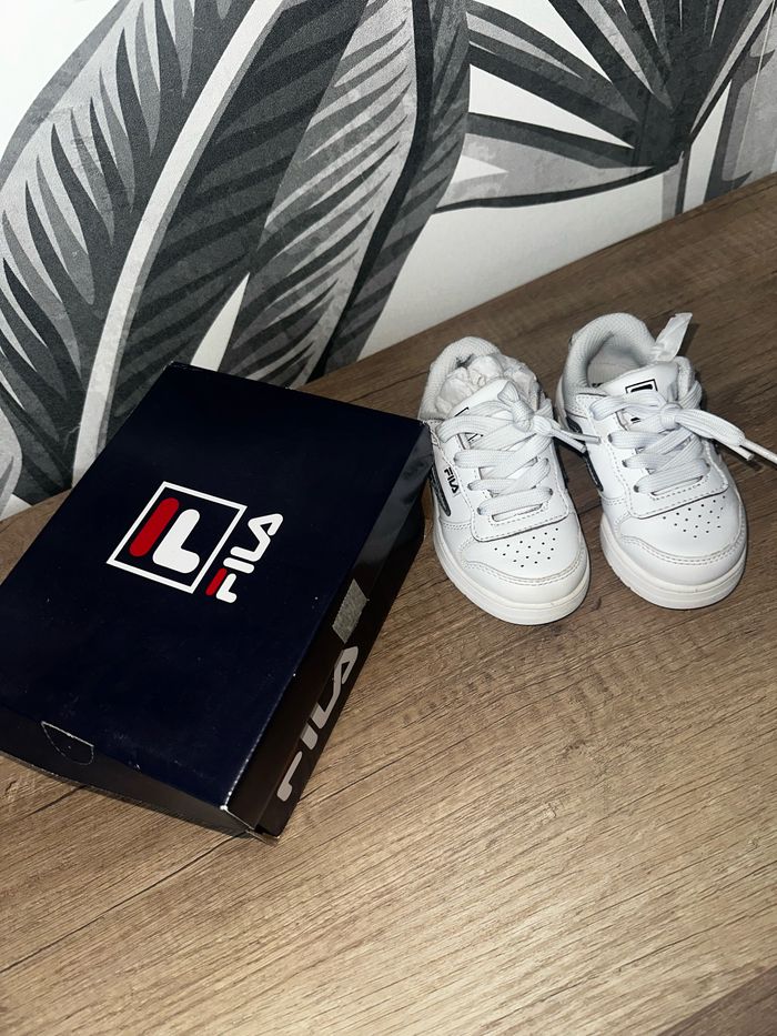 Baskets fila