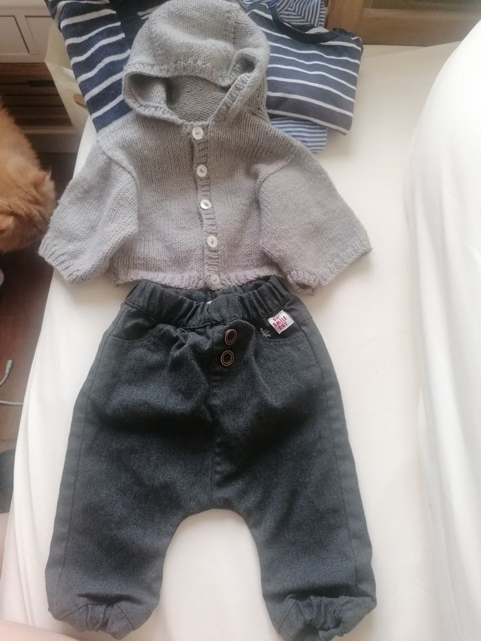Ensemble gris