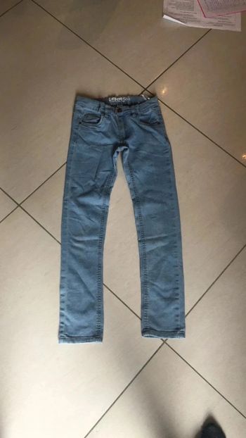 Jeans taille base 9ans