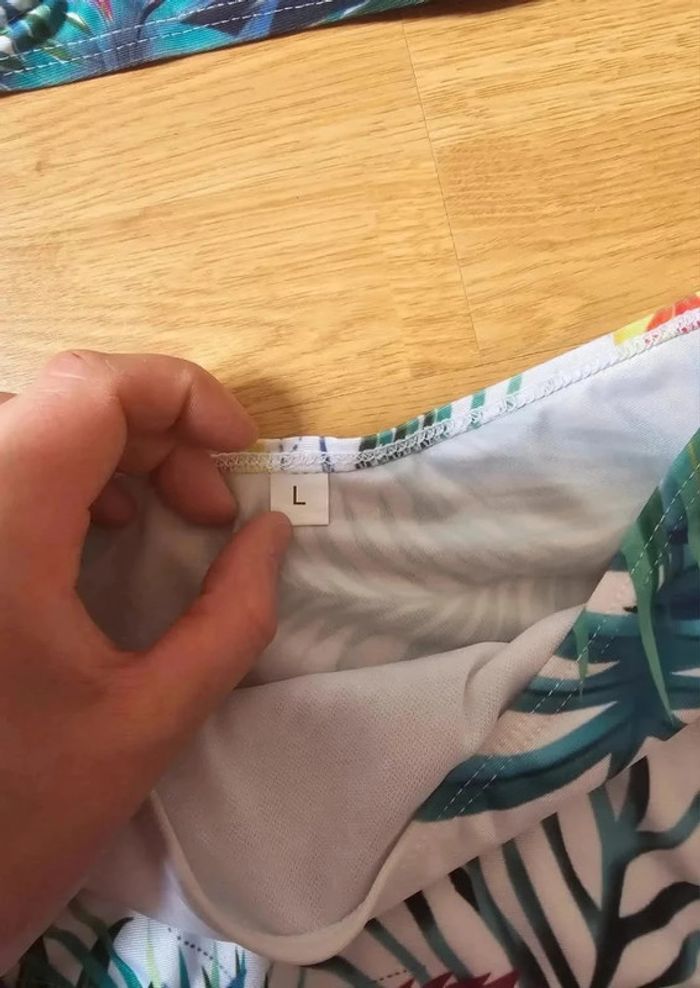 Magnifique maillot de bain imprimé tropical - photo numéro 2