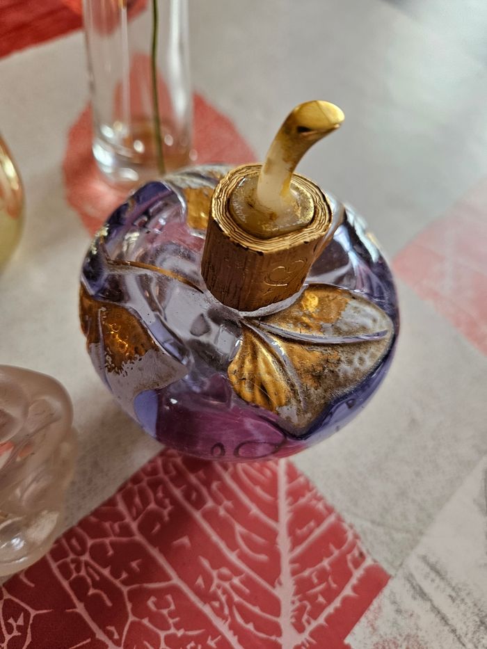Flacons parfums vides - photo numéro 5