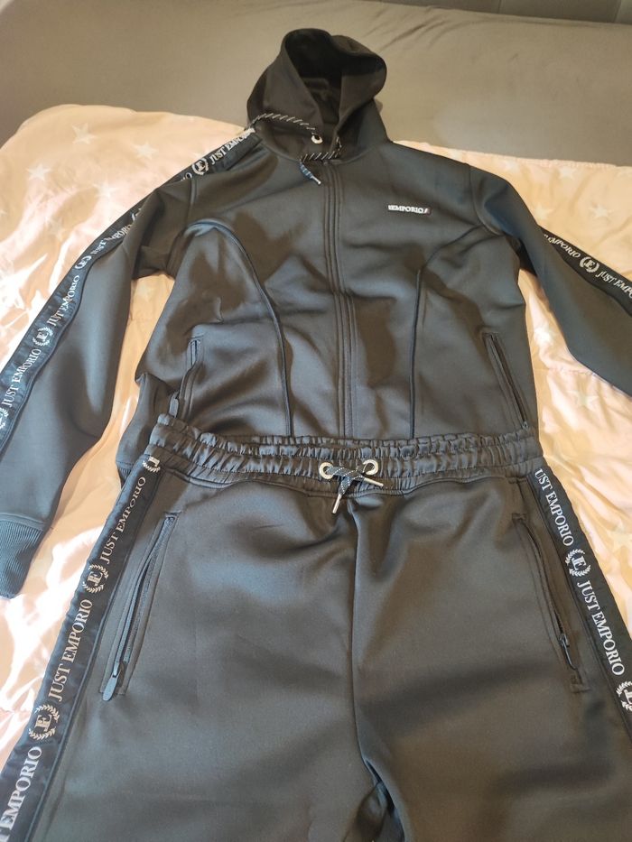 Deux ensembles just emporio homme xl - photo numéro 3