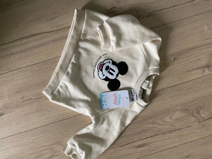 Pull mickey neuf