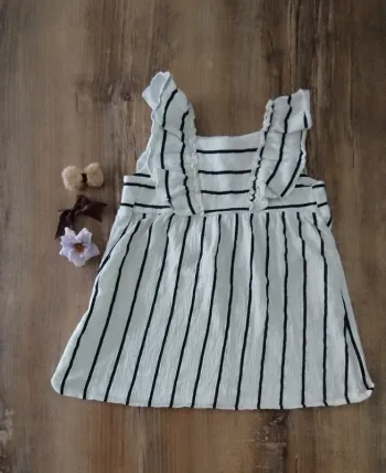 Robe , tunique h&m fille noire et blanche h&m