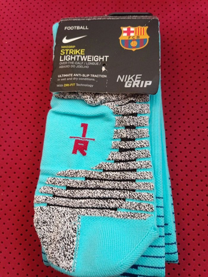 Chaussettes de foot FC Barcelone, Nike Authentique Officiel taille 36/38, Neuf