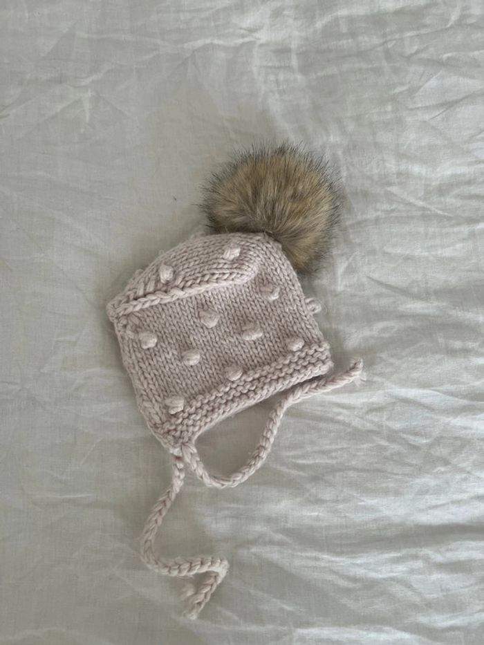 Bonnet fille avec pompon