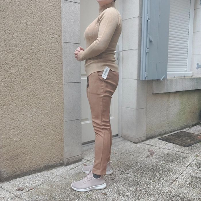 Superbe pantalon neuf pour 36/38 - photo numéro 3