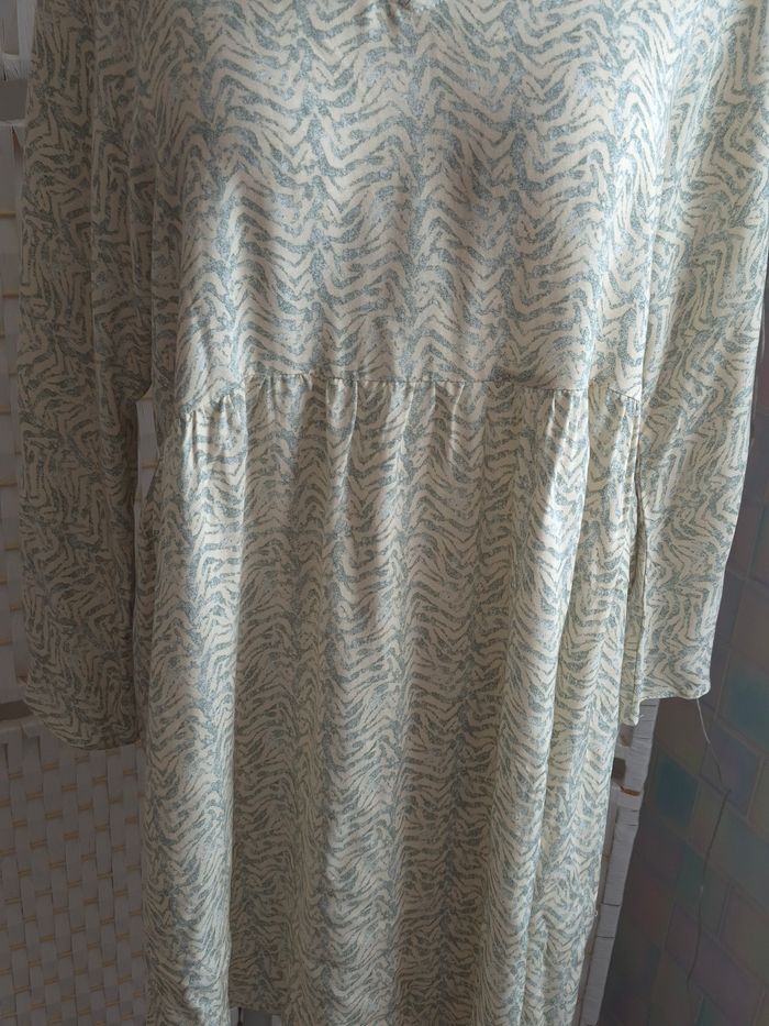 👗jolie robe fluide Etam motif zèbre femme T38 - photo numéro 6