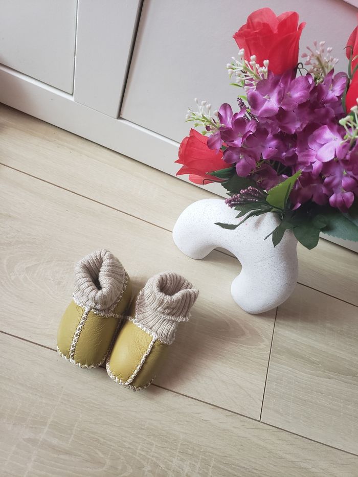 Bottines 🎀 pointure 9-12 mois 2€