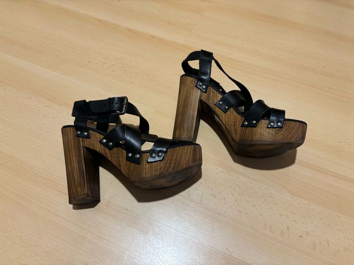 Sandales à talons - photo numéro 3