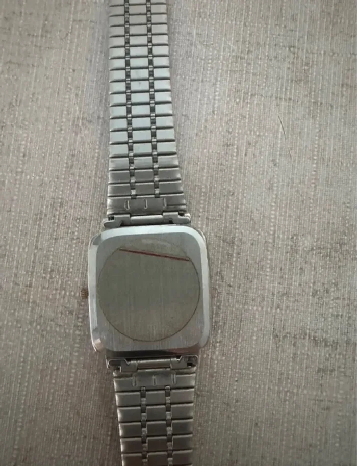 Montre femme - photo numéro 3