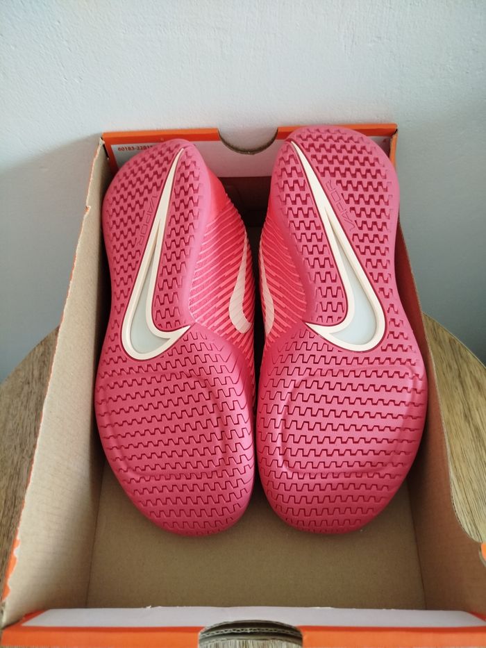 Baskets Nike T 35,5 - photo numéro 8