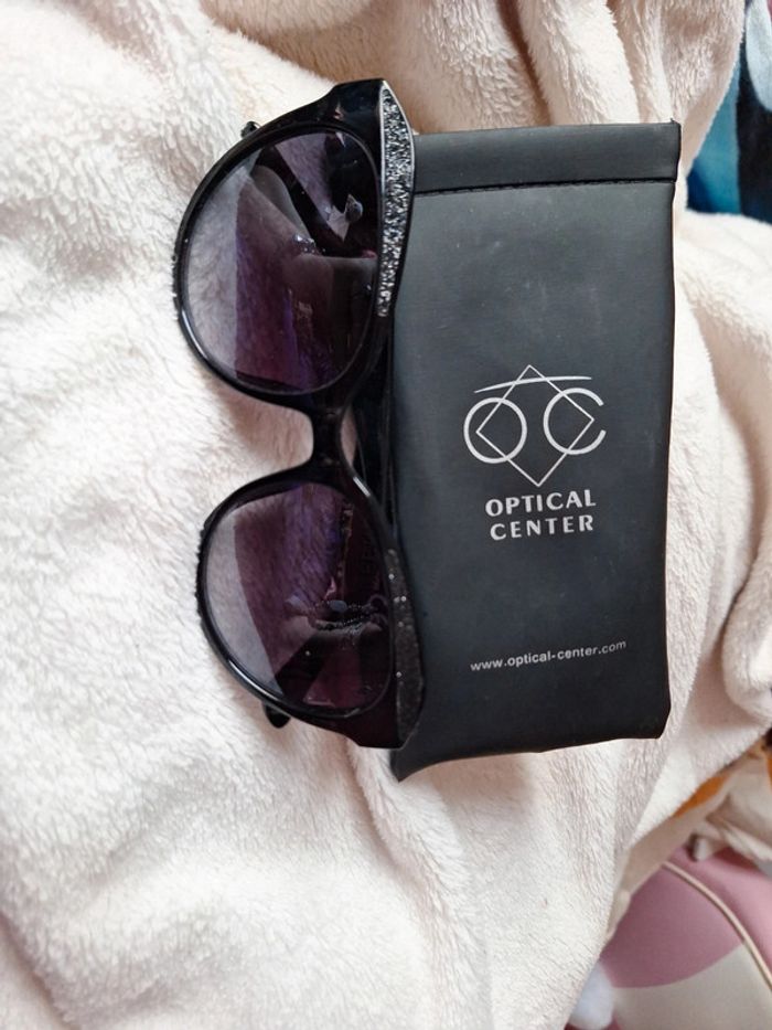 Lunettes de soleil neuves