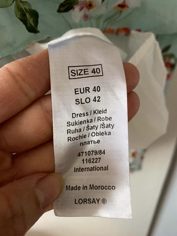 Robe fleurie Orsay Taille 40 - photo numéro 4