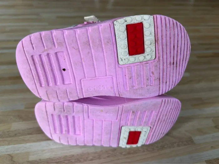 Baskets Adidas lego pointure 20 - photo numéro 5
