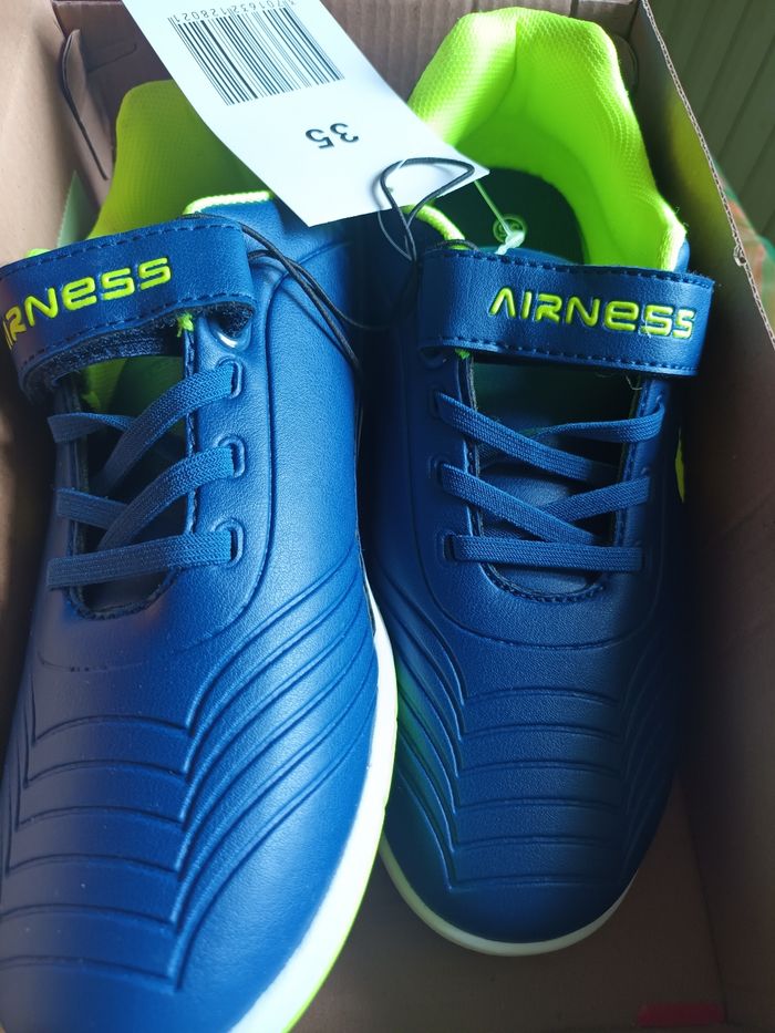 Basket airness neuve pointure 35