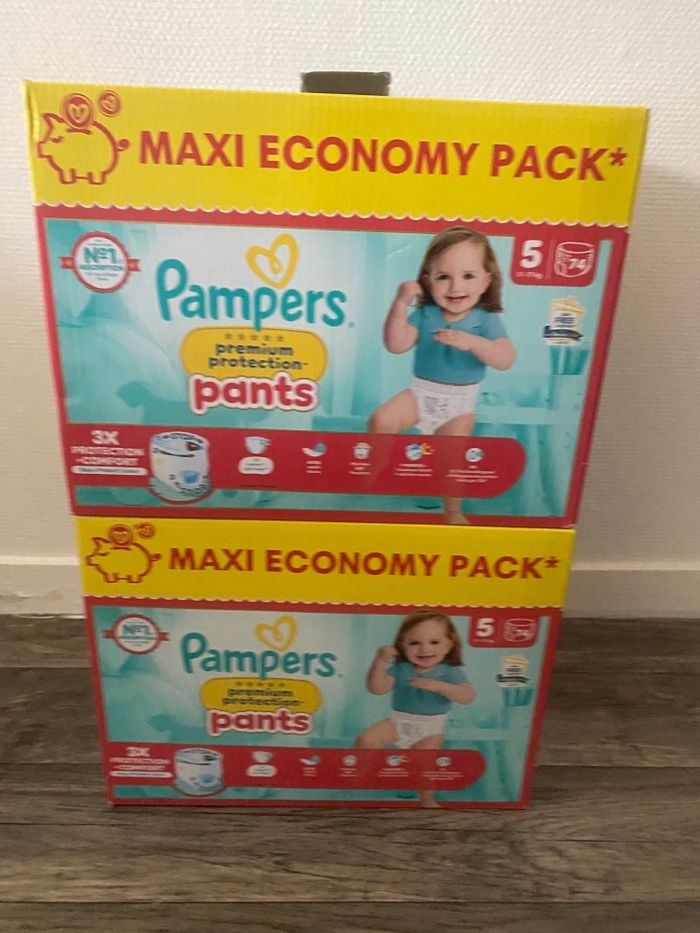 2 carton de couches Pampers taille 5