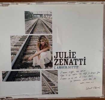JULIE ZENATTI, L’amour suffit