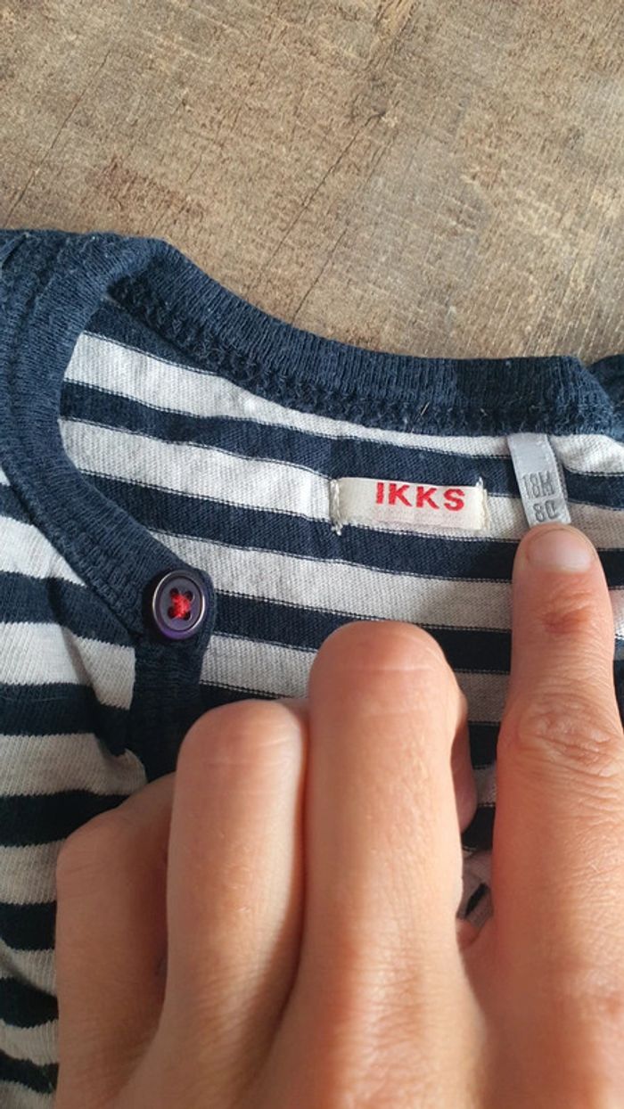 Tshirt ikks 18 mois en très bon état - photo numéro 3