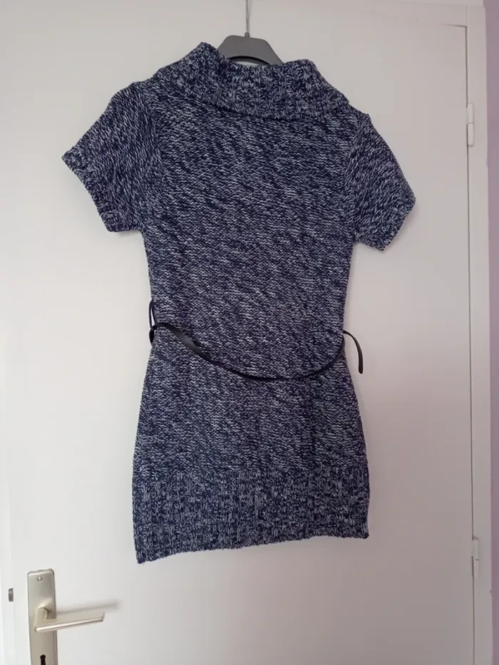 Robe bleue avec ceinture - photo numéro 2