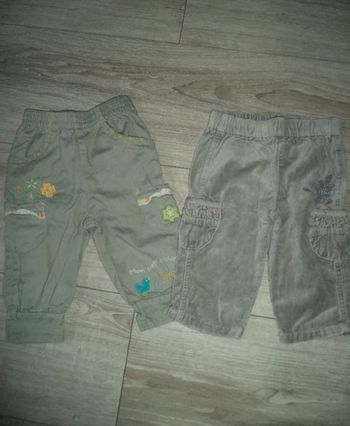 Lot 2 pantalons 12 mois