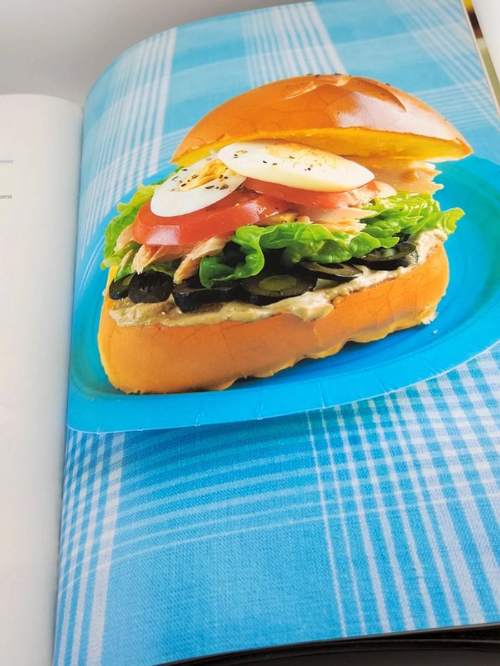 Livre " Régalez vous - 150 recettes pour recevoir et épater vos amis " - photo numéro 13