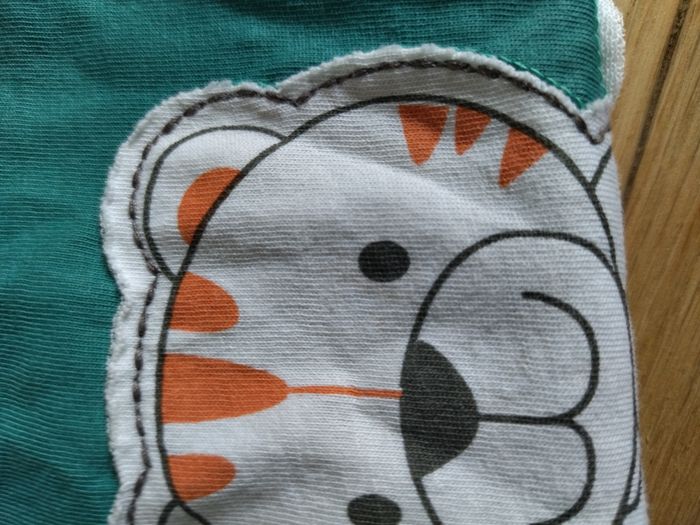 T-shirt 18 mois - photo numéro 2