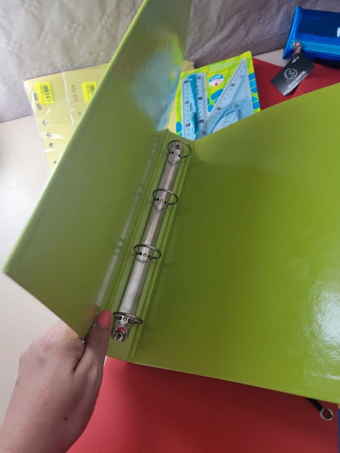Gros lot de fournitures scolaires - photo numéro 4
