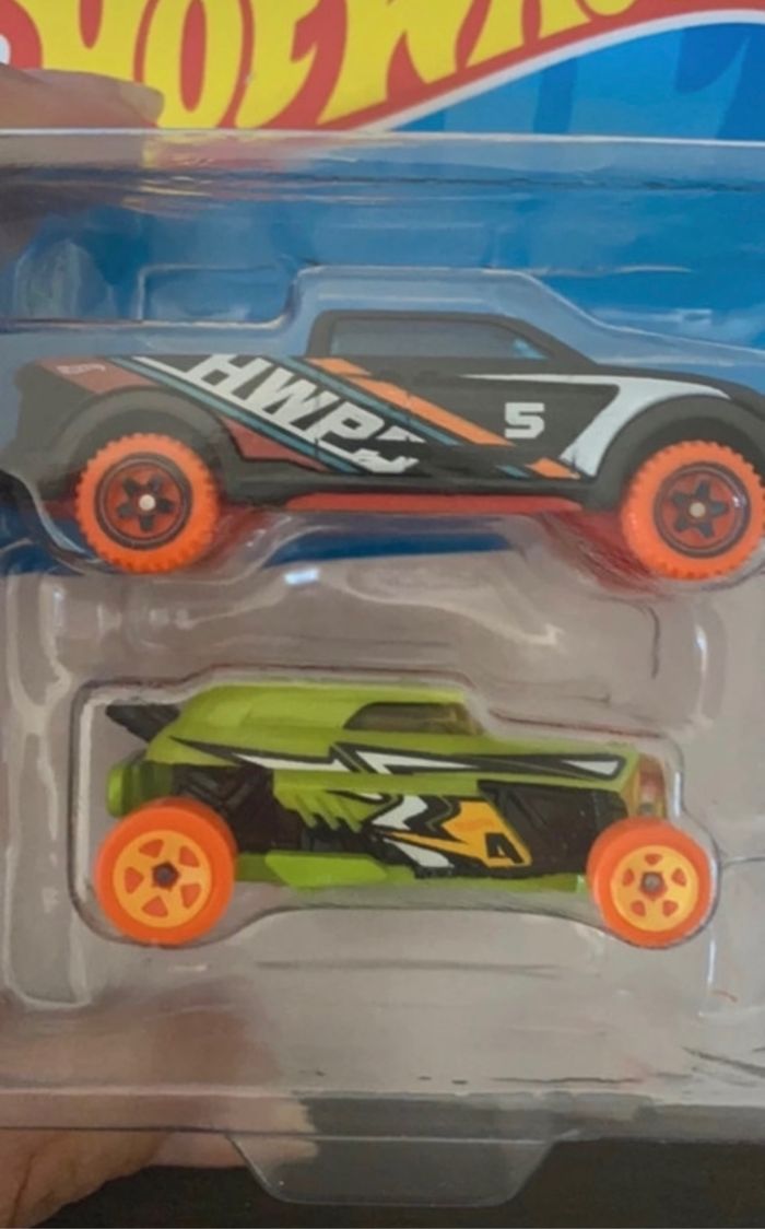 Pack 2 véhicules hot wheels - photo numéro 2