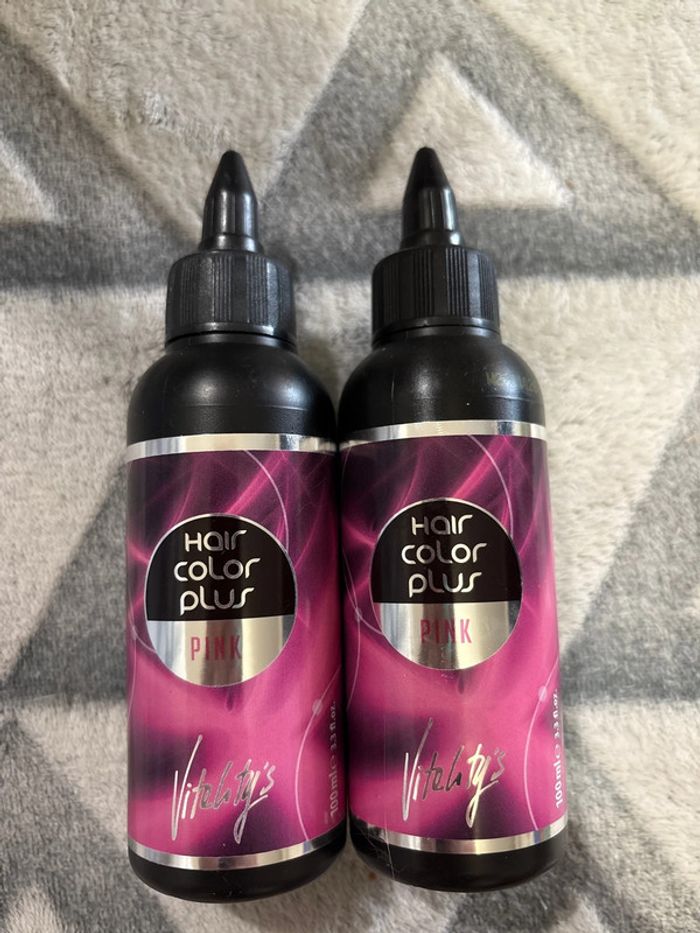 Vitality’s hair color pink