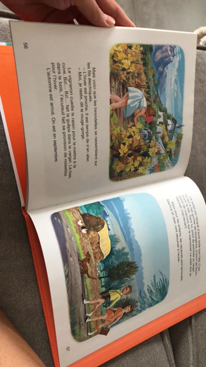 Livre 3 histoires de martine au fil des saisons - photo numéro 3