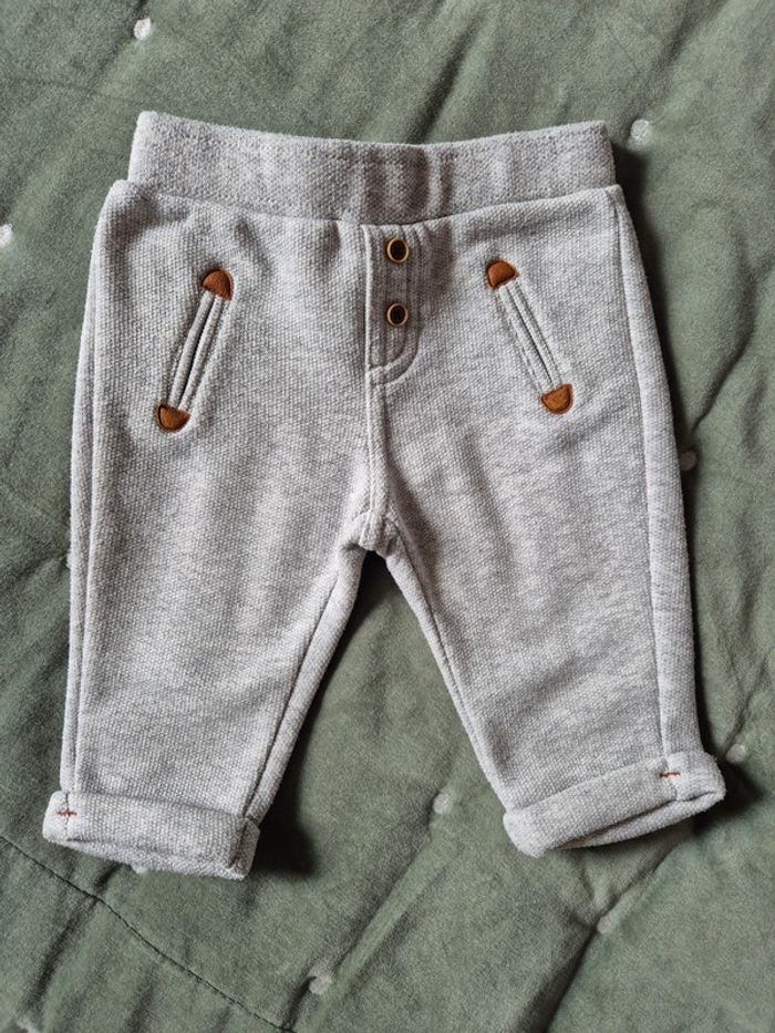 Pantalon bébé 👼 6 mois