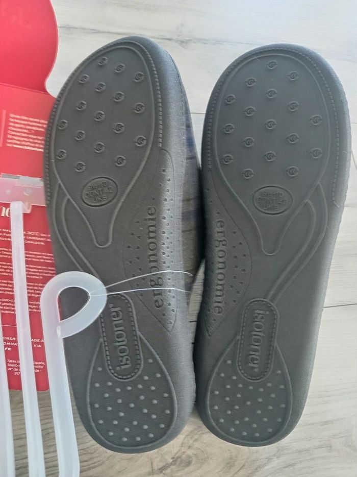 Chaussons fourrés isotoner taille 42 - photo numéro 3