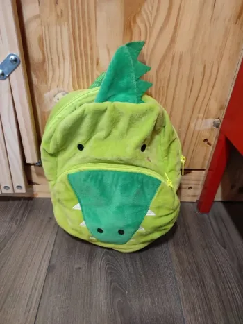 Sac monstres vert enfant très bon état