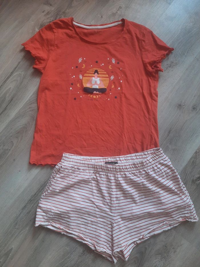 Pyjama 2 pièces 'In extenso' taille 38/40
