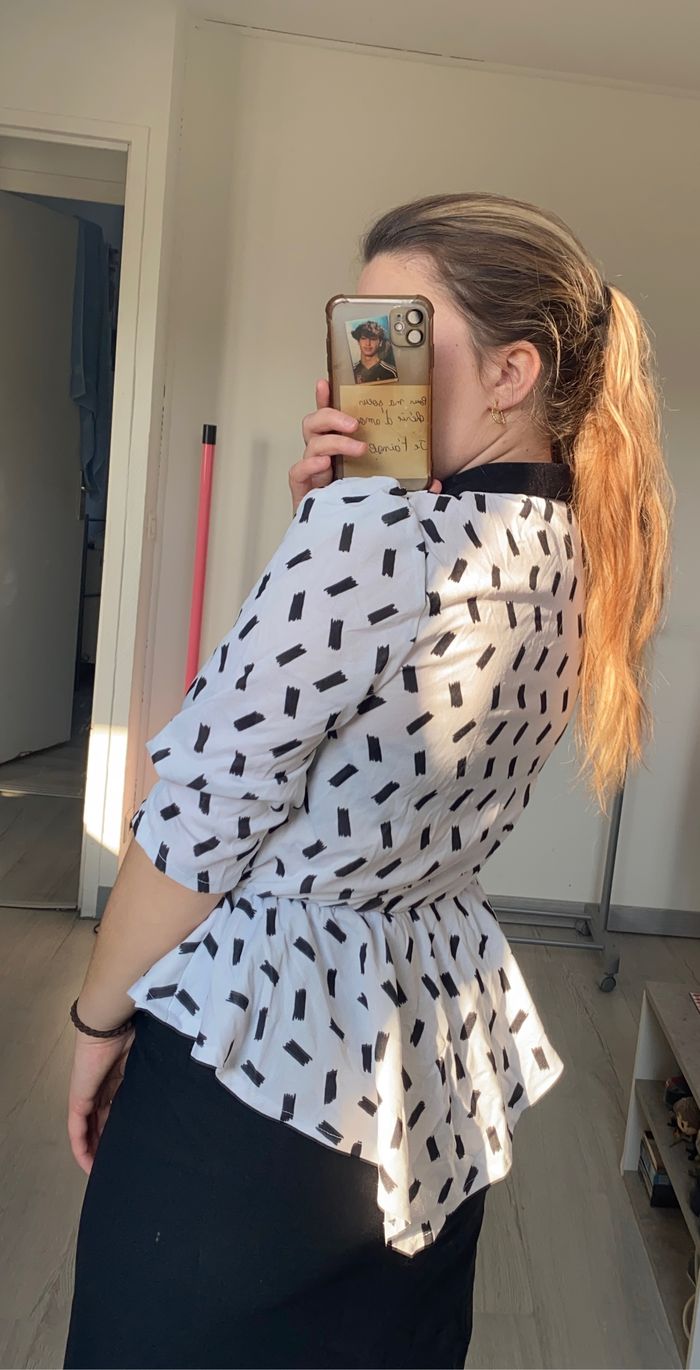 Robe noir et blanc - photo numéro 3