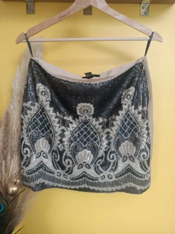 Magnifique jupe sequins taille M