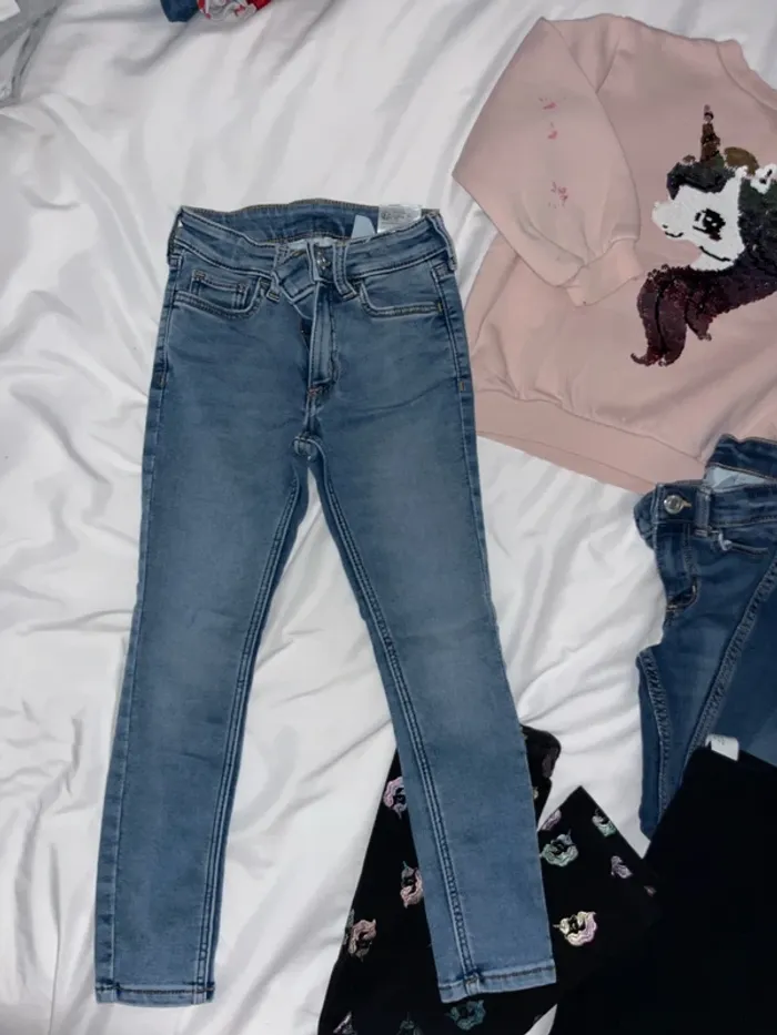Lot de vêtement 4/6 ans H&M - photo numéro 2