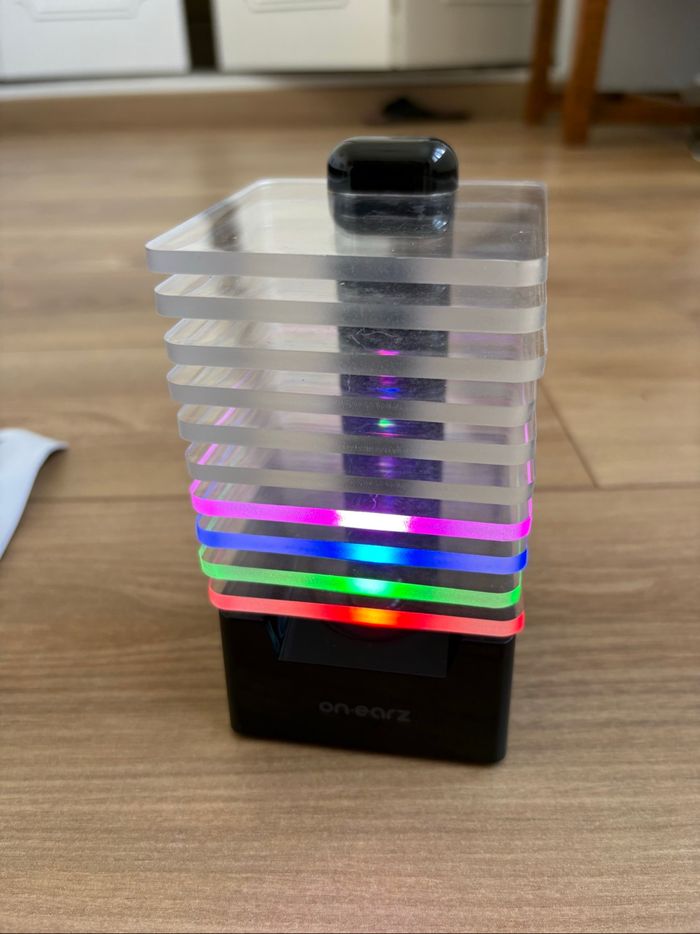 Enceinte avec jeu de lumière - photo numéro 2