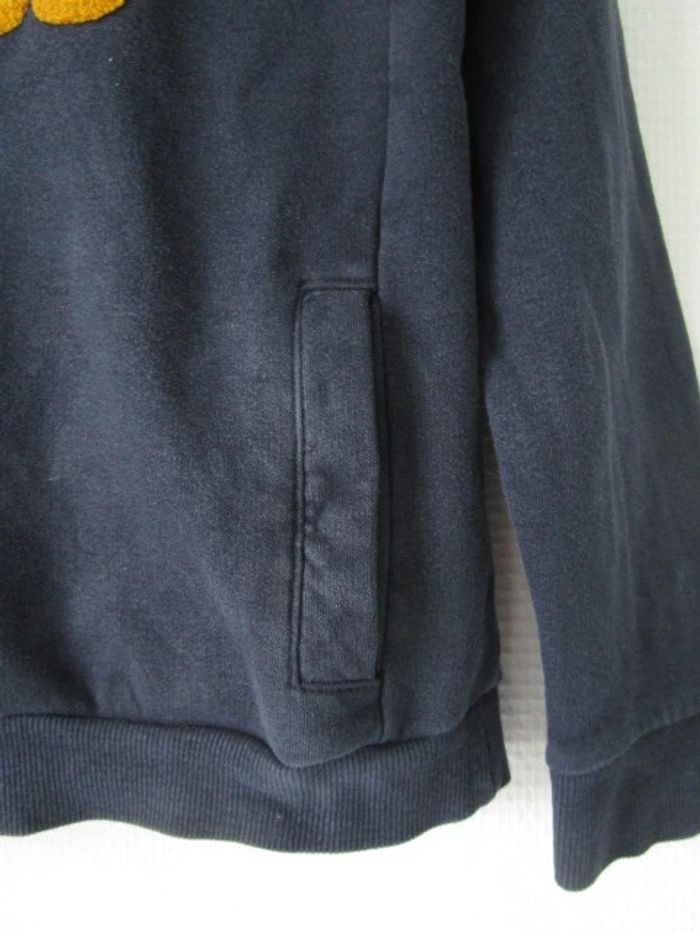 Sweat à capuche marine Vertbaudet 8 ans TBE - photo numéro 4