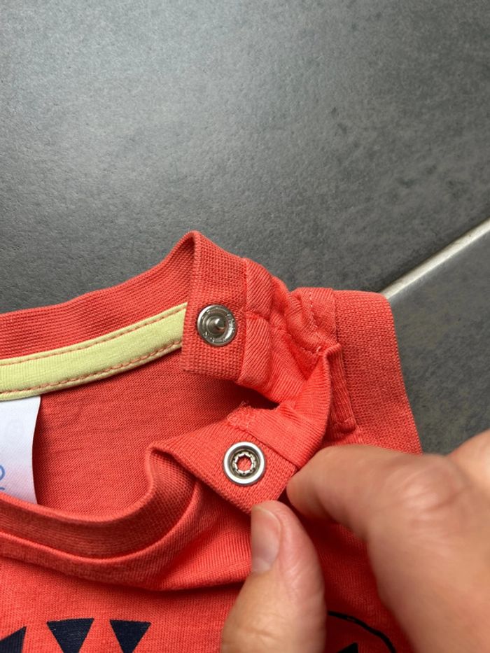 Ensemble 2 articles: t-shirt tigre sans manches débardeur et short été neuf c&a bébé garçon - photo numéro 4