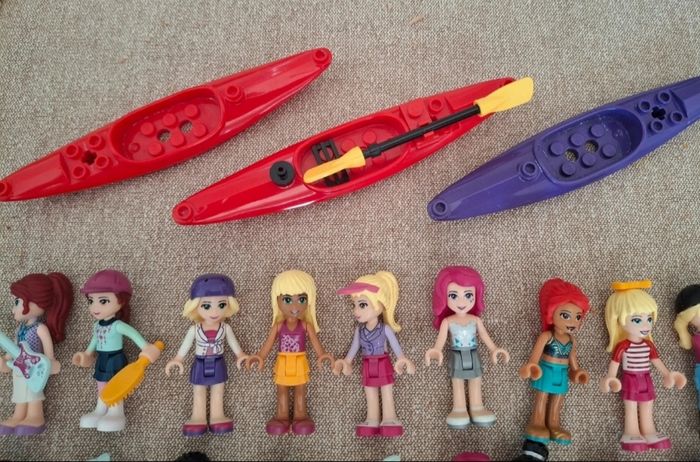 Gros lot de minifigs lego friends - photo numéro 2