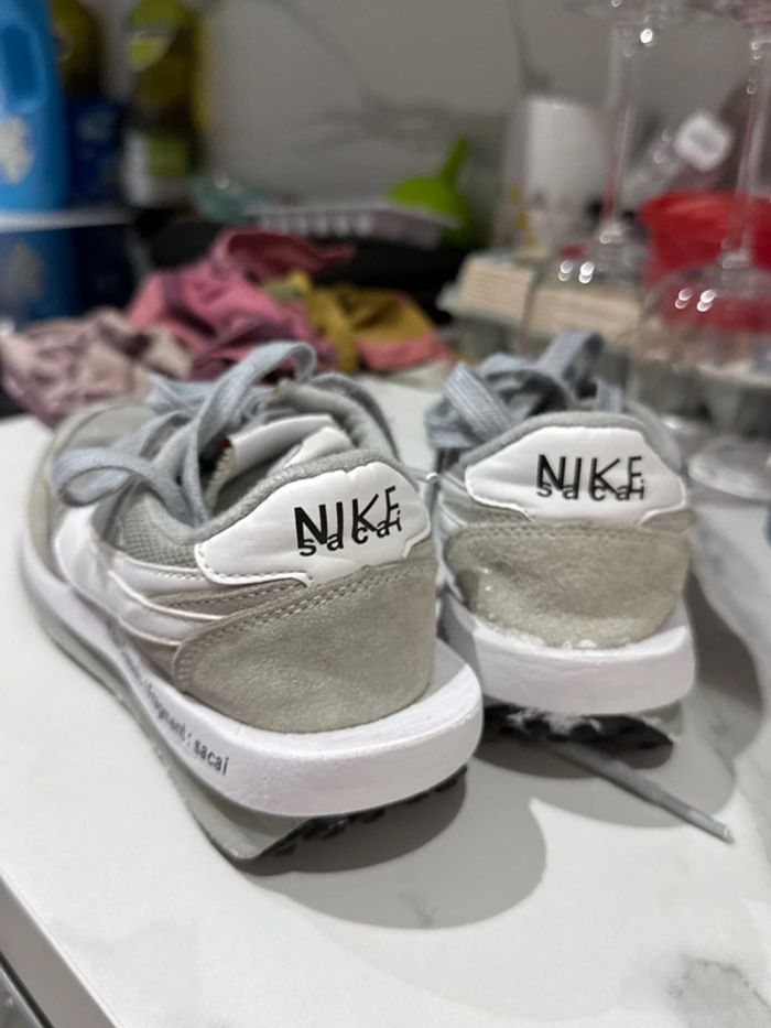 Nike sacai taille 37,5 - photo numéro 5