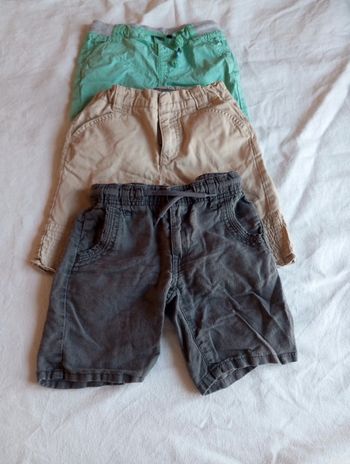 Lot de 3 shorts de taille 4 ans