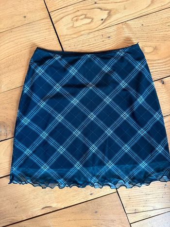 Mini jupe à carreaux en très bon état taille XS H&M