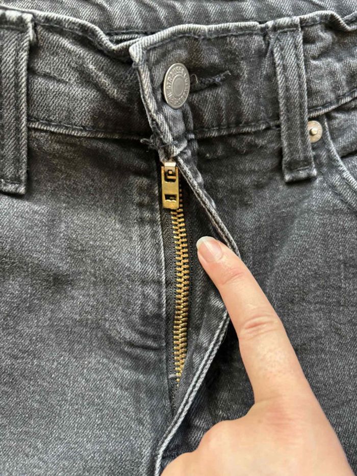 Jeans Levi’s homme 502 M/40 W30 L32 noir/anthracite slim taper, état impeccable - photo numéro 7